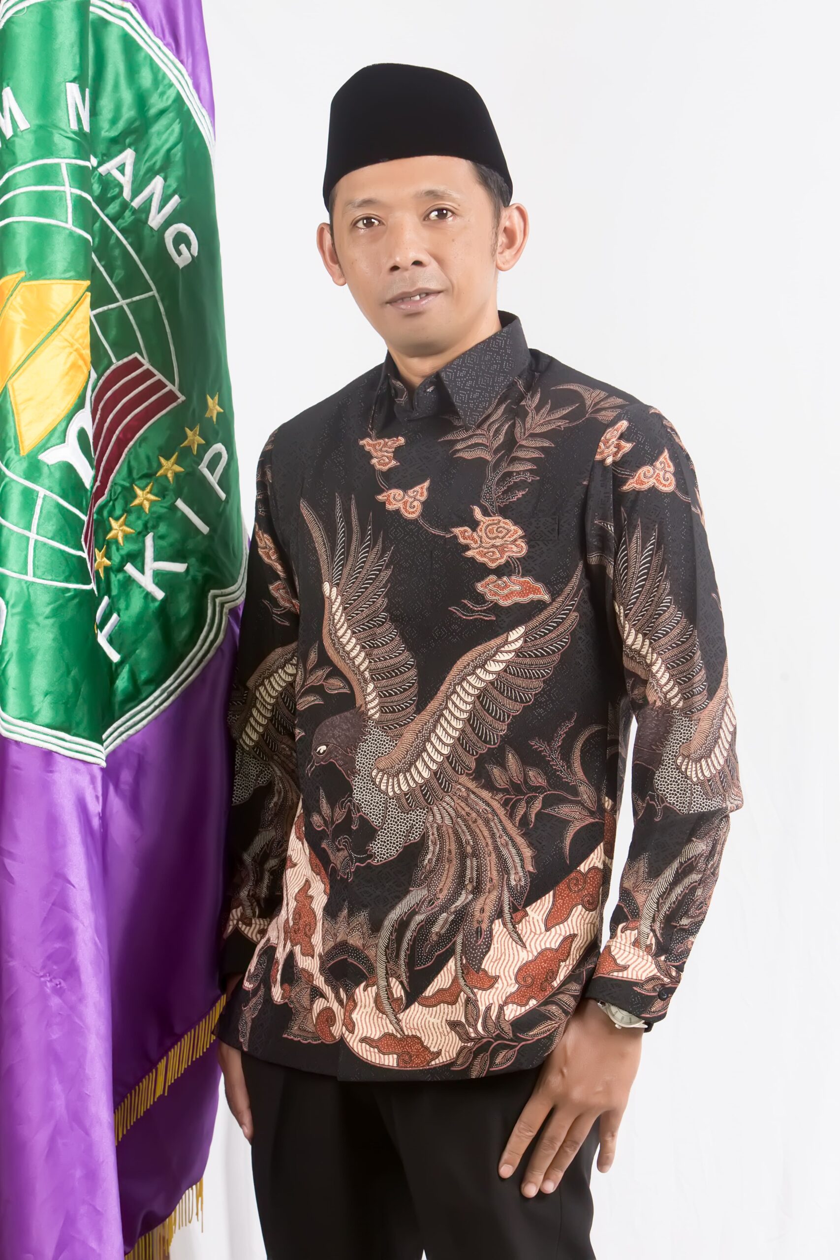 Foto Tenaga Kependidikan 1